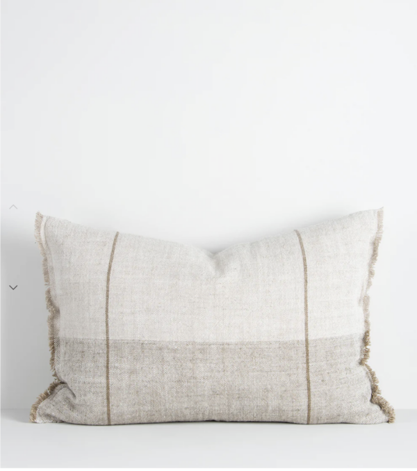 Oliver Cushion - Sand