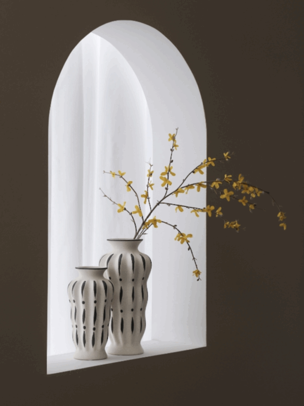 Zara Vase Small Black Stripe - Image 2
