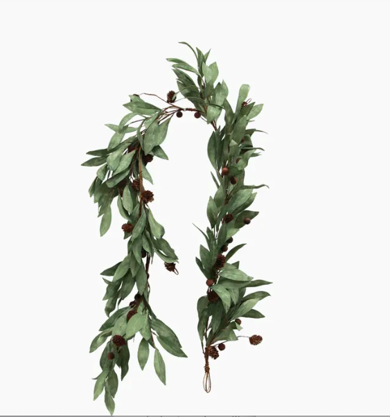 Eucalyptus & Brown Berry Wood Swag Large