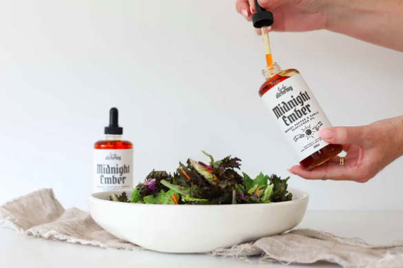 Midnight Ember - Smokey Pepper & Garlic Finishing Oil - Image 3