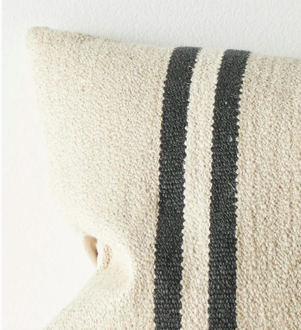 Mila Cushion Oyster - Image 3