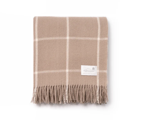 Ruanui Station Totaras Tussock Throw