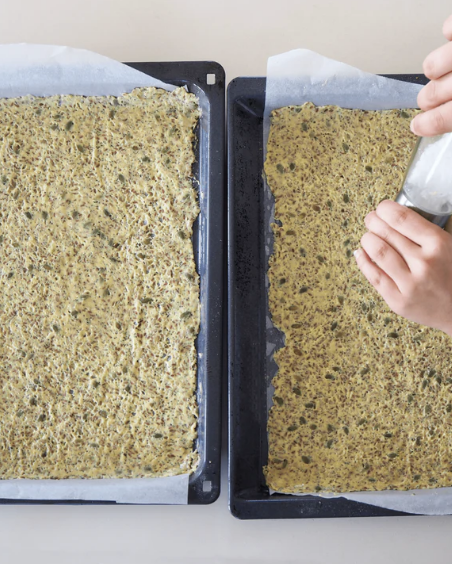 KIKI Fennel Seed Cracker Mix - Image 3