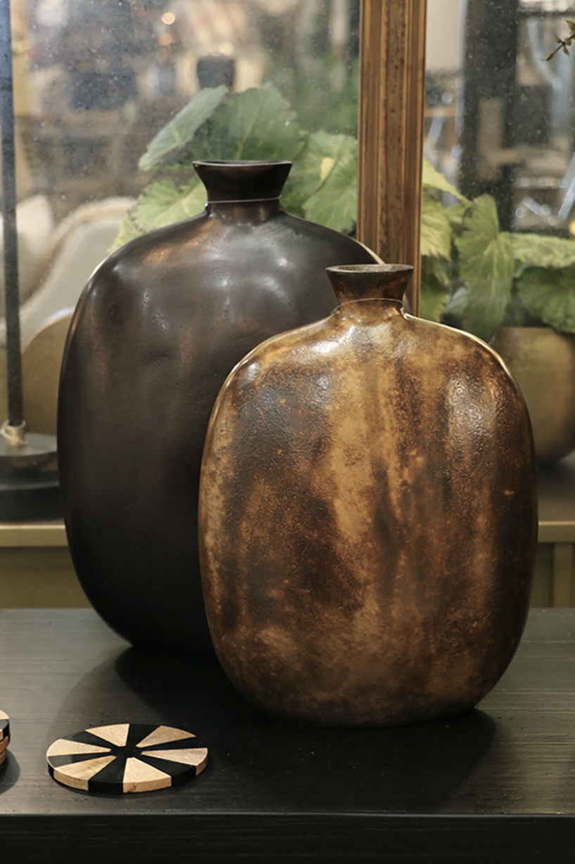 Casablanca Large Urn Vase in Bronze Finish - Image 2