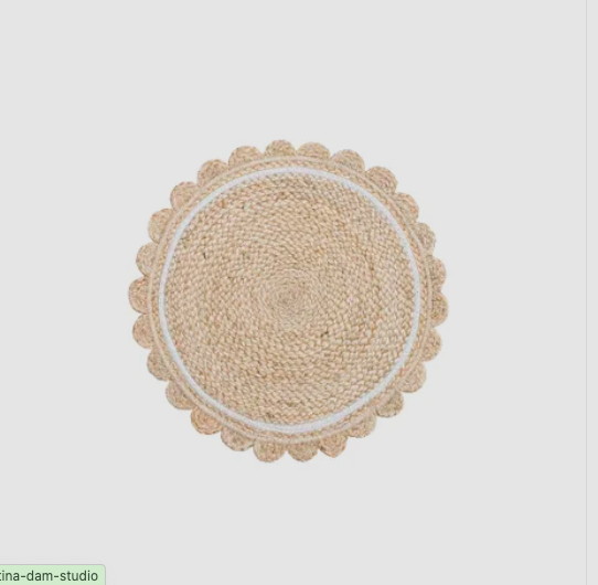 Placemat Scalloped - Natural w/White